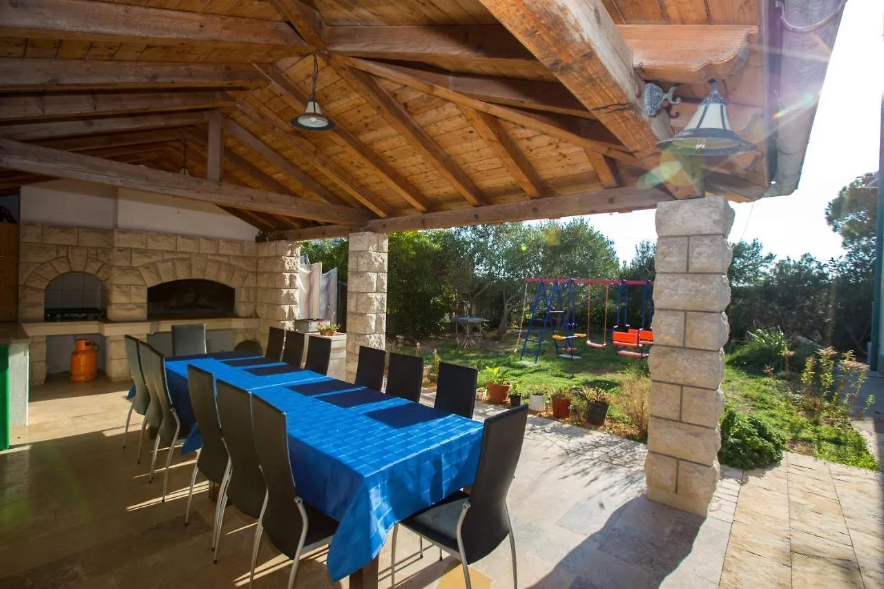 Apartments With A Parking Space Barbat, Rab - 16245 Barbat na Rabu