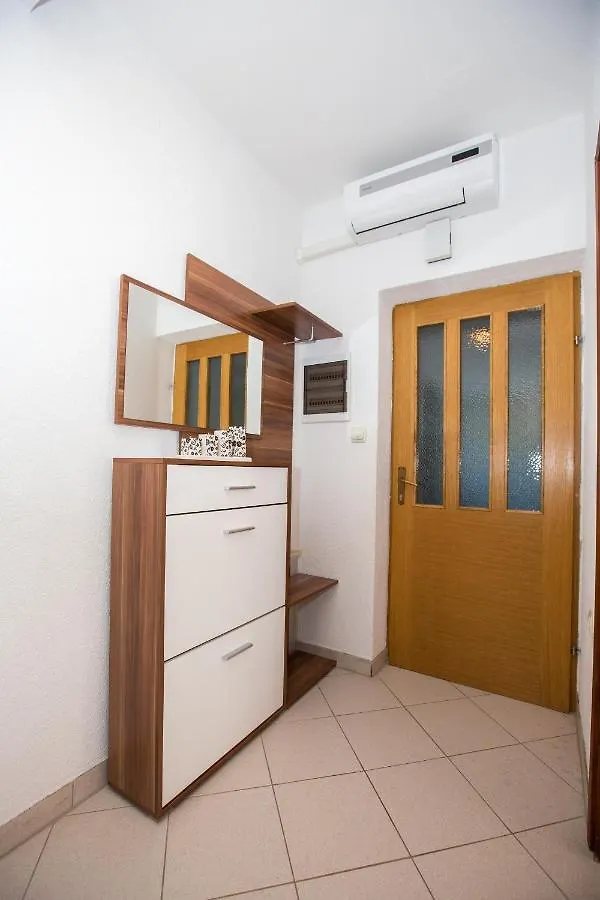 Apartments With A Parking Space Barbat, Rab - 16245 Barbat na Rabu 0*,  Croatia