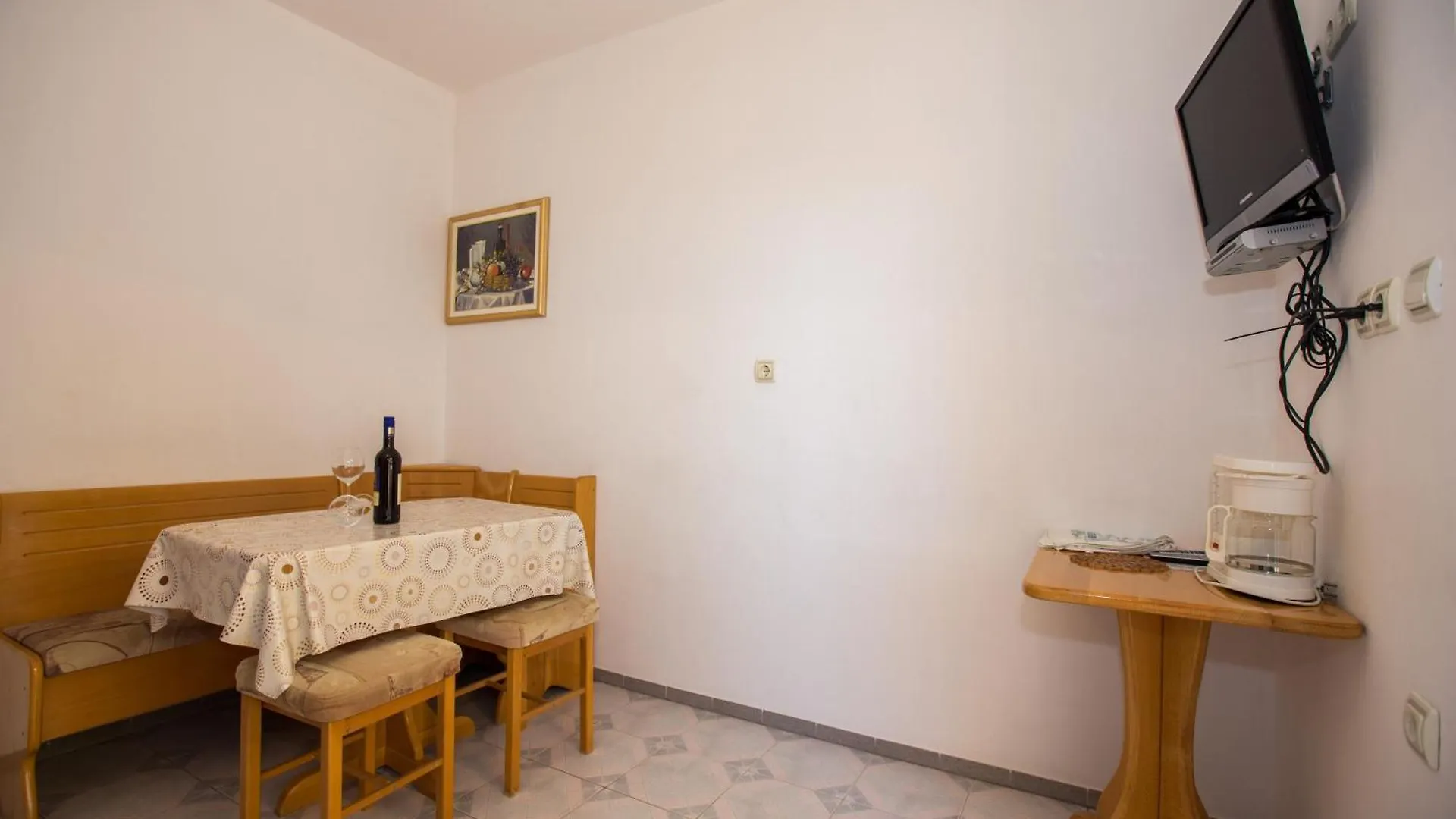 Apartments With A Parking Space Barbat, Rab - 16245 Barbat na Rabu