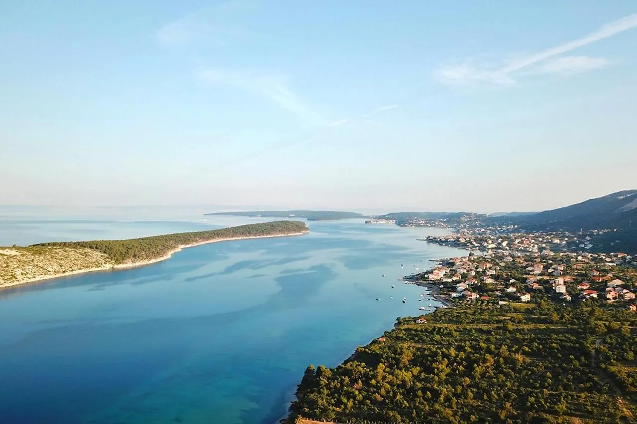 Apartments With A Parking Space Barbat, Rab - 16245 Croatia